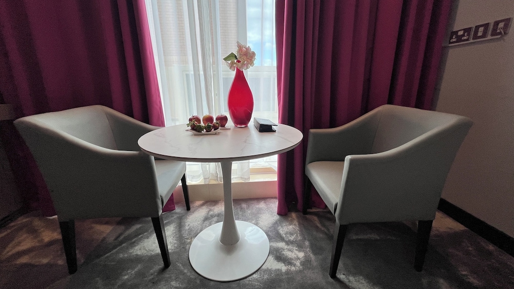 Fortune Atrium Hotel 18