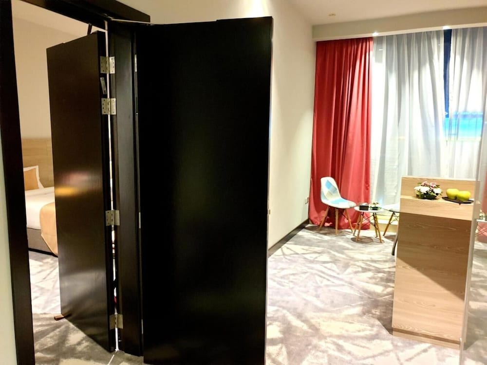 Fortune Atrium Hotel 5