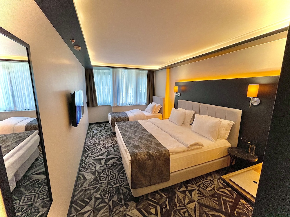 Weingart Hotel 15