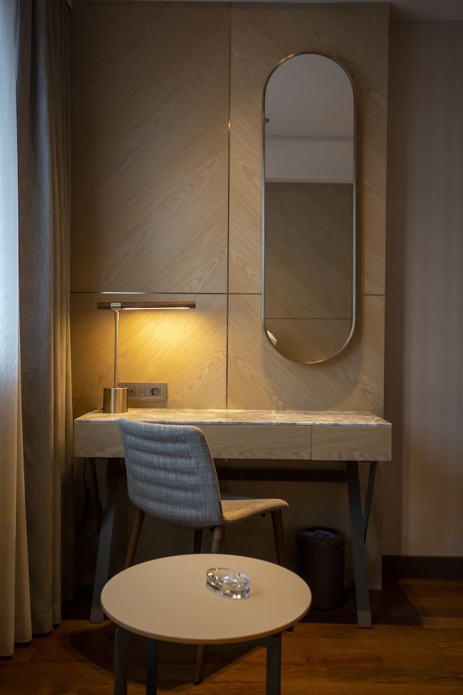 Melas Hotel Istanbul 12