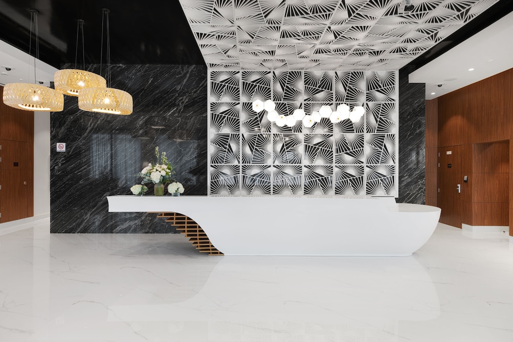 Adagio Premium The Palm 5