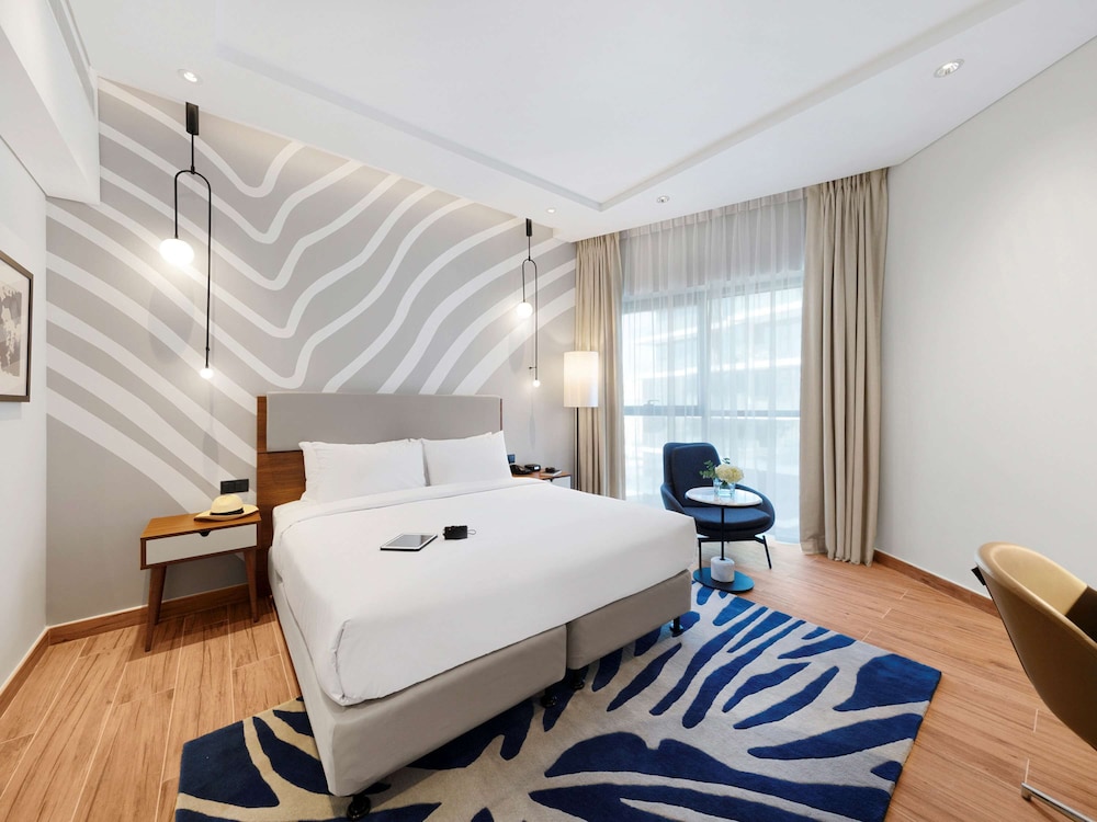 Adagio Premium The Palm 15