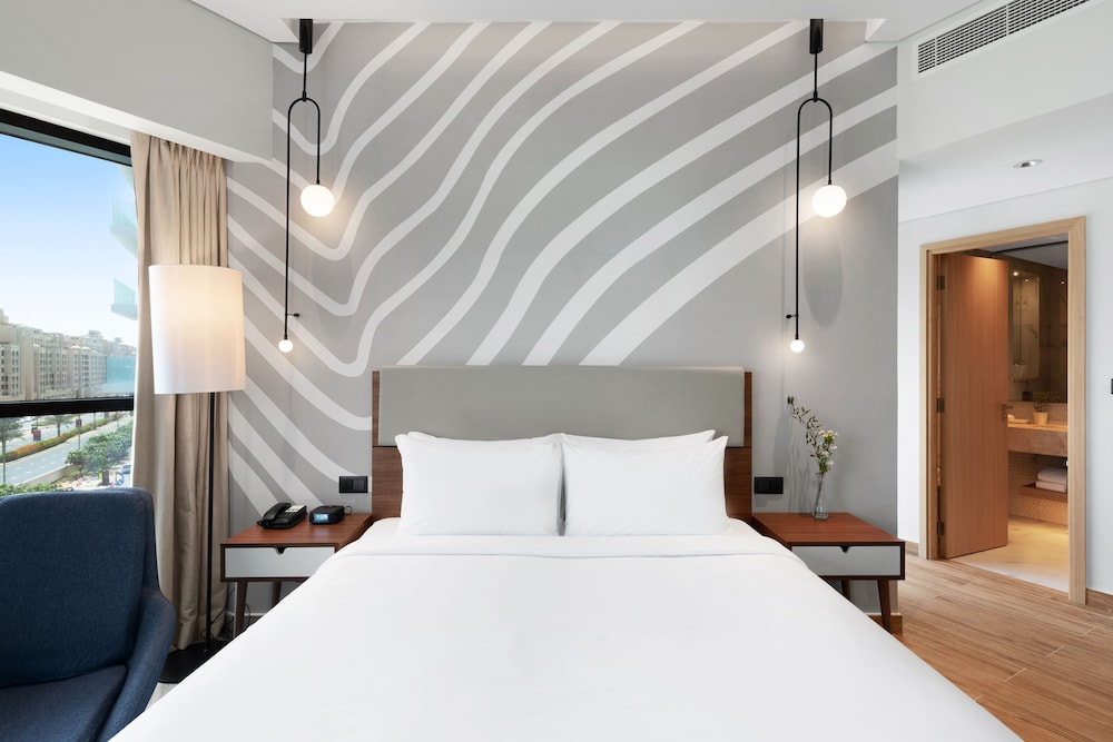 Adagio Premium The Palm 11