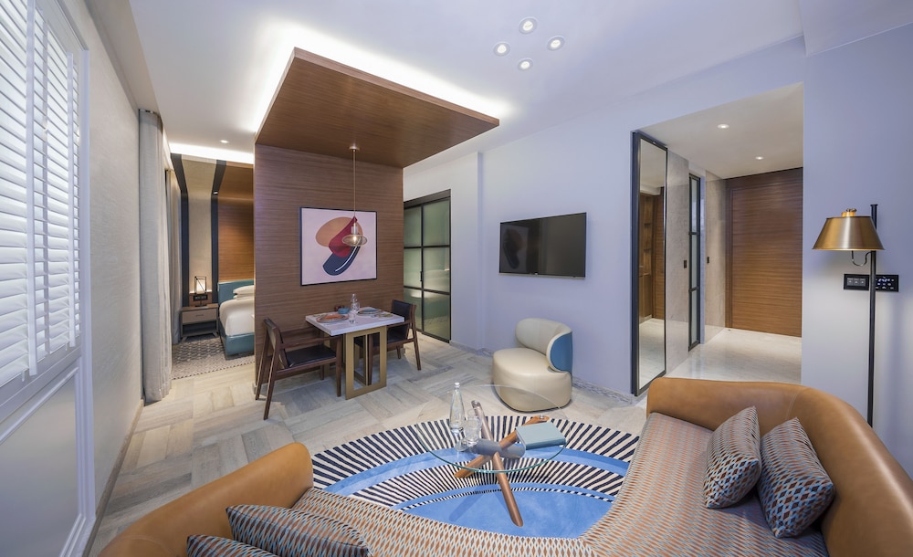 Andaz Dubai The Palm Residences 8