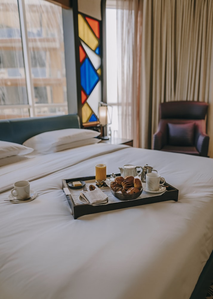 Andaz Dubai The Palm Residences 22
