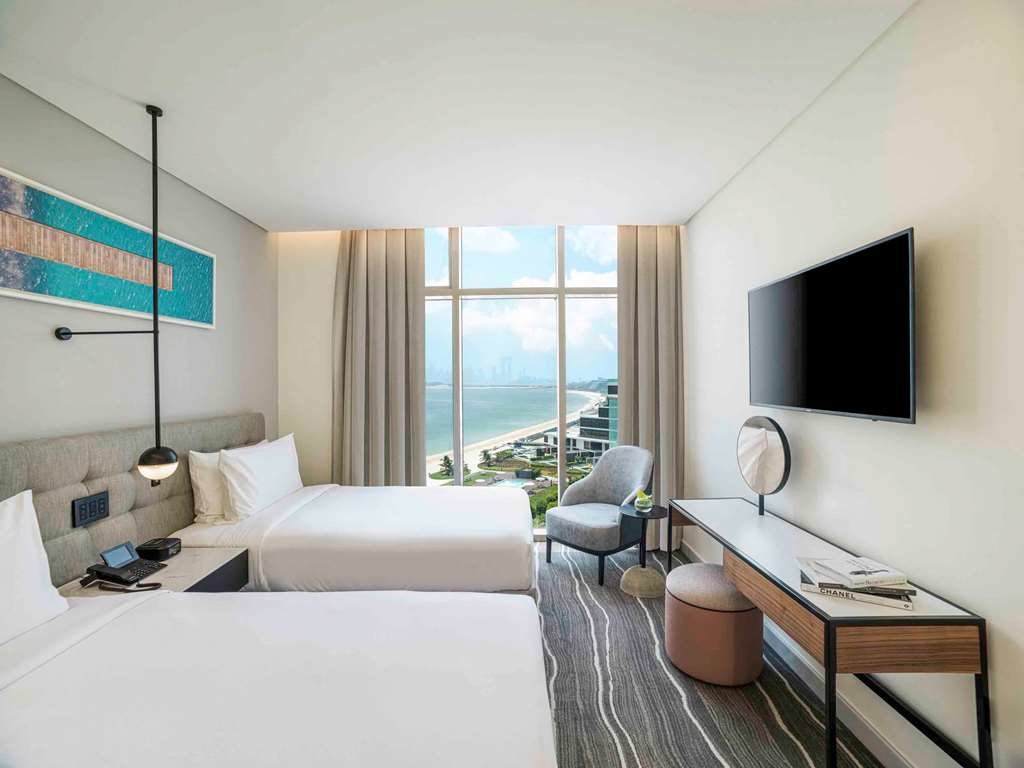 Th8 Palm Managed by Accor 20