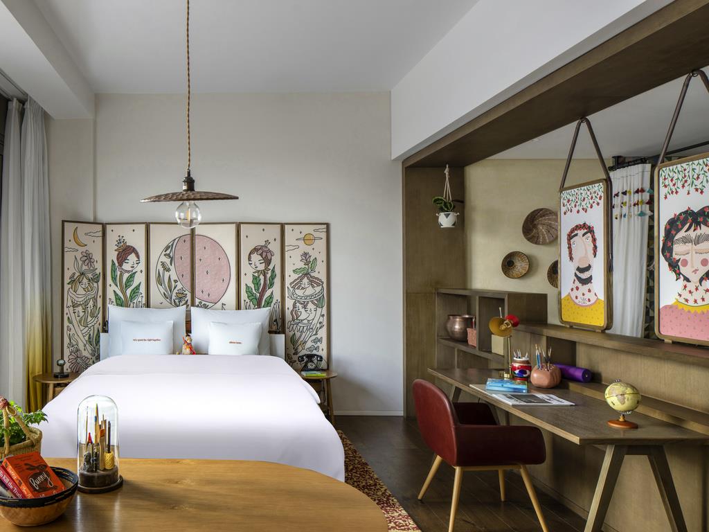 25Hours Hotel One Central 9