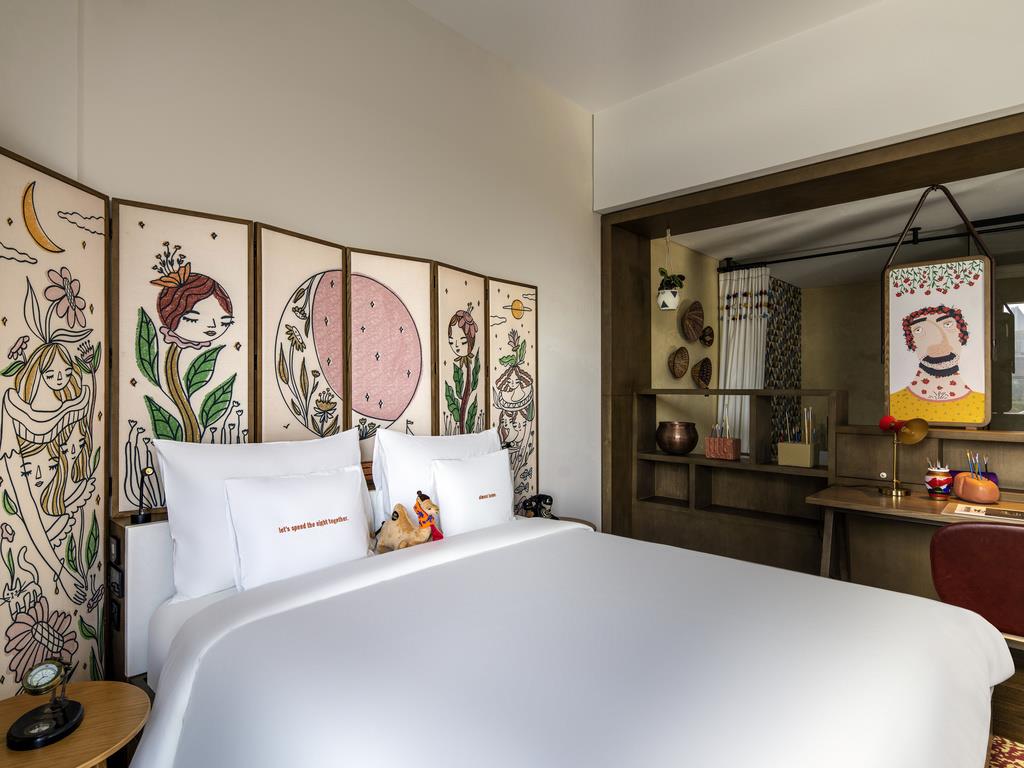 25Hours Hotel One Central 11