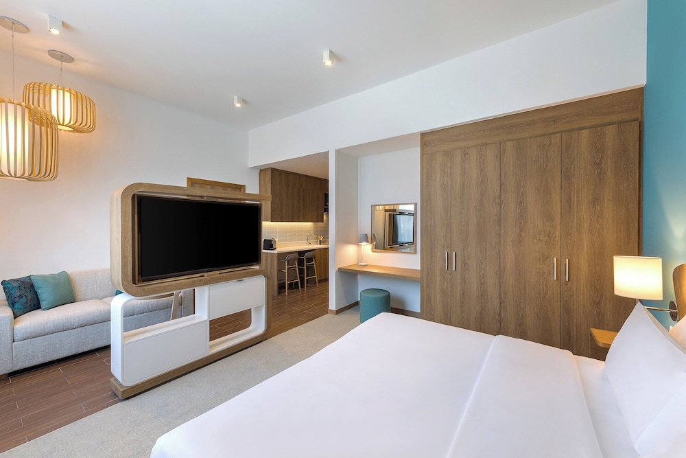 Element Al Mina, Dubai 1