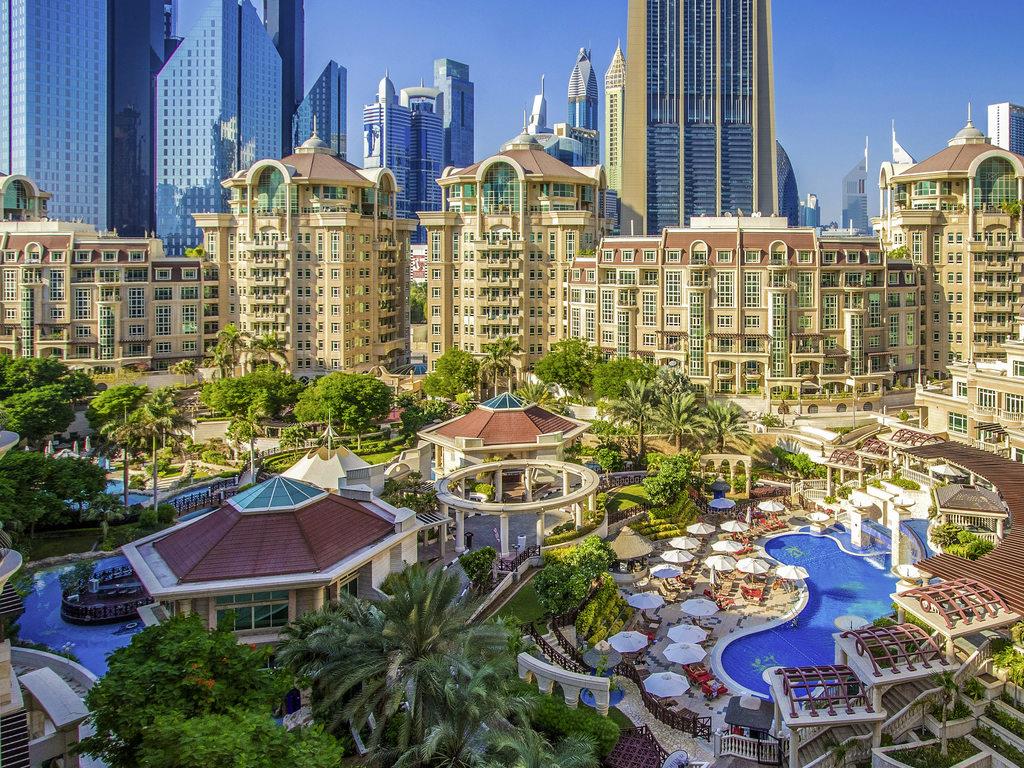 Swissôtel Al Murooj Dubai 1