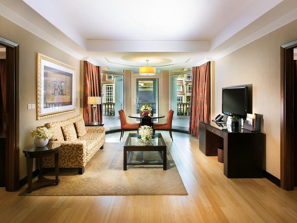 Swissôtel Al Murooj Dubai 10