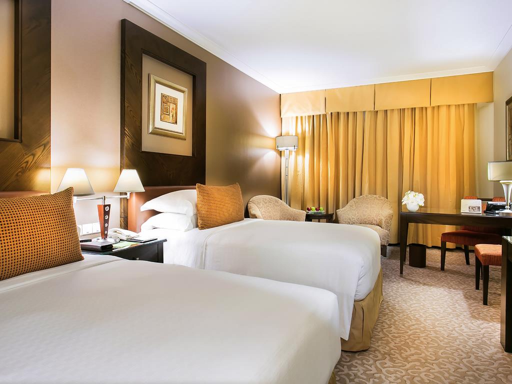 Swissôtel Al Murooj Dubai 13
