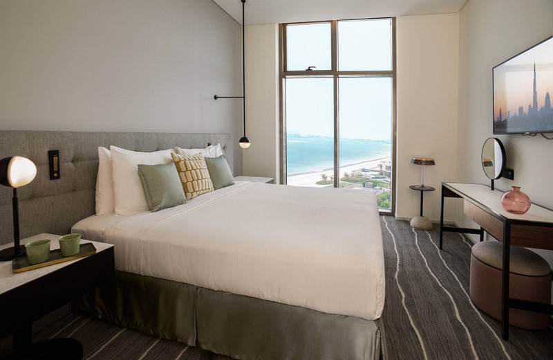 Th8 Palm Dubai Beach Resort Vignette Collection 4