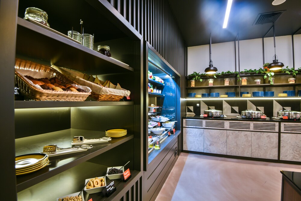 ibis Baku City Hotel 3