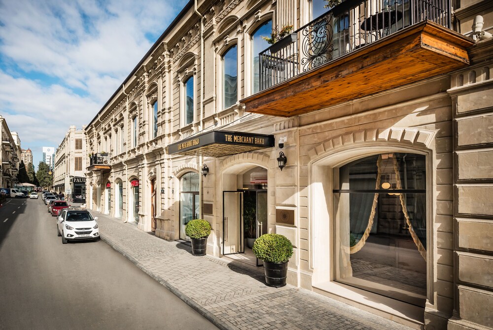 The Merchant Baku 6