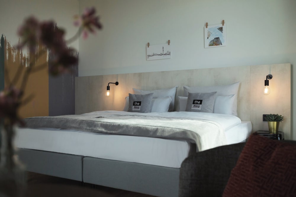 Holiday Inn - the niu, Tab Dusseldorf Main Station 6