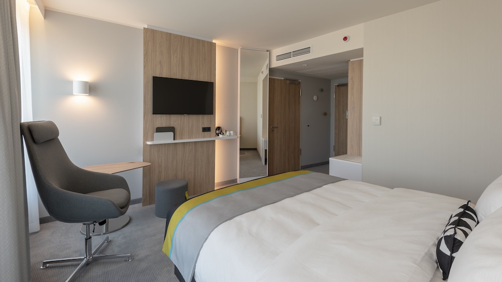 Holiday Inn Express Dusseldorf - Hauptbahnhof 13