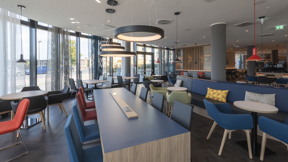 Holiday Inn Express Dusseldorf - Hauptbahnhof 4