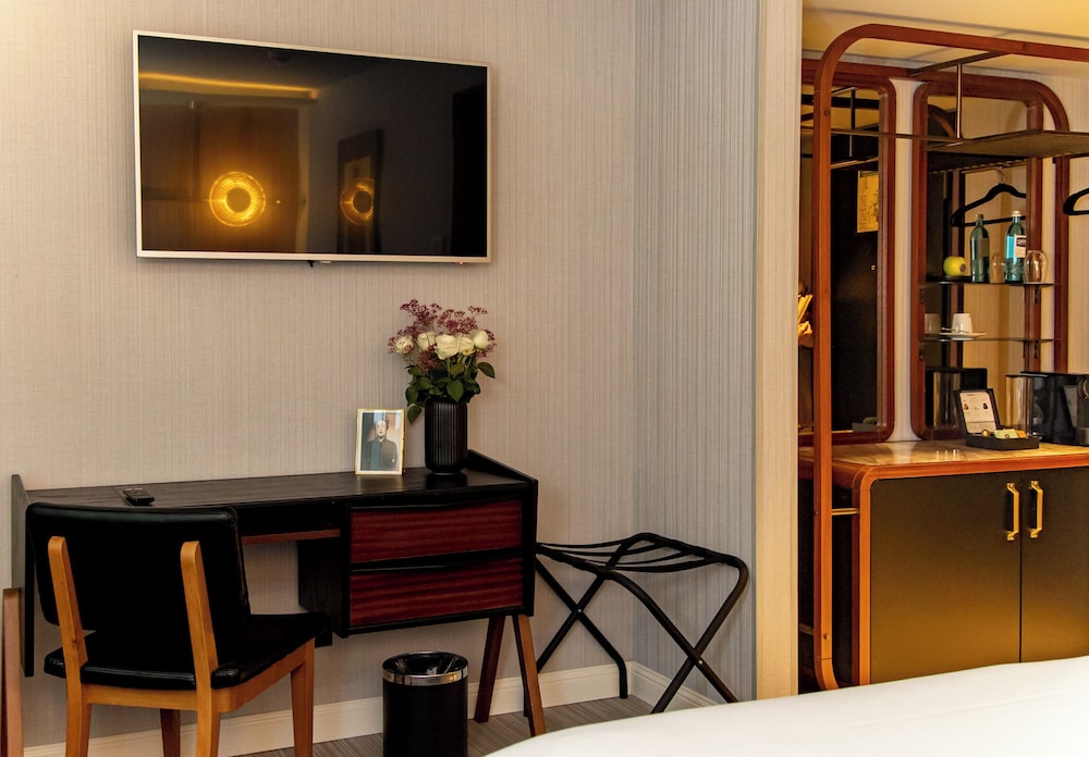 MUZE Hotel Dusseldorf - Handwritten Collection 11