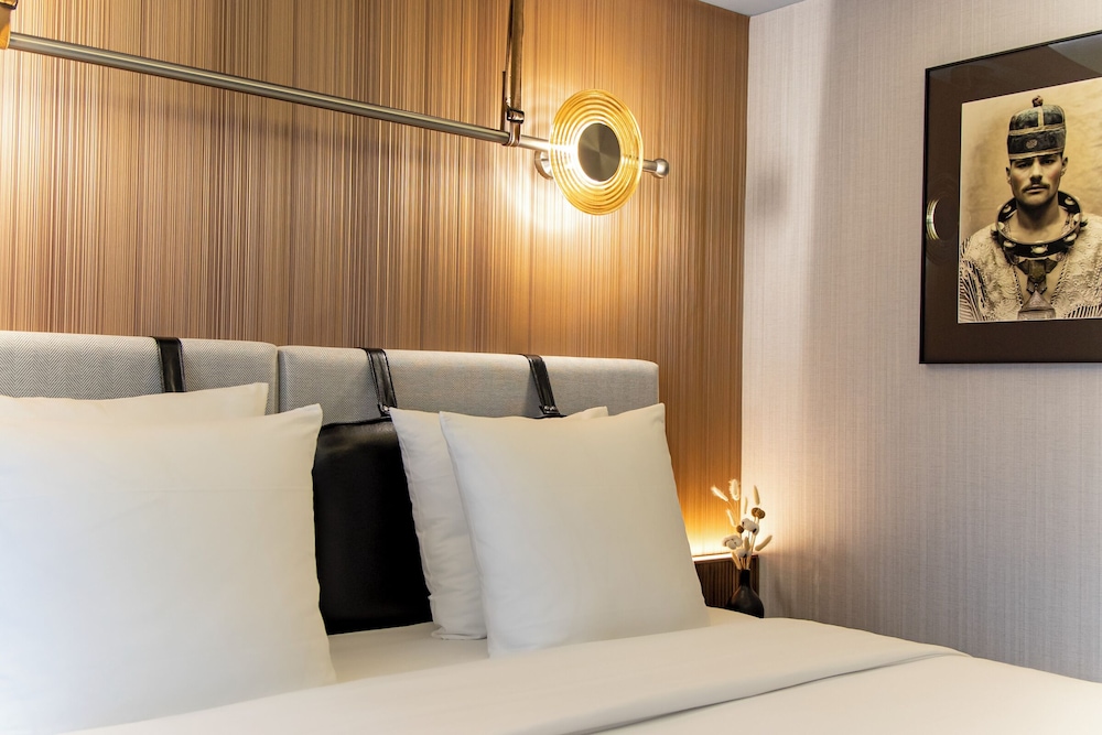 MUZE Hotel Dusseldorf - Handwritten Collection 17