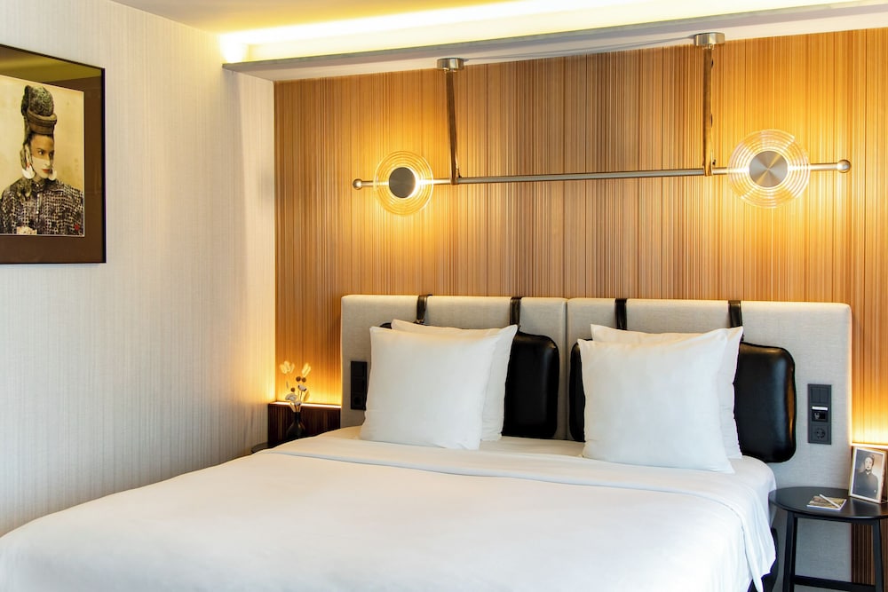 MUZE Hotel Dusseldorf - Handwritten Collection 15