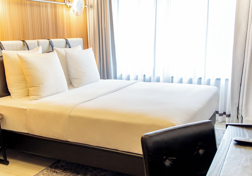 MUZE Hotel Dusseldorf - Handwritten Collection 6