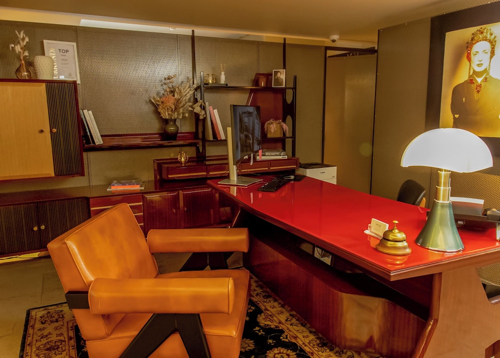 MUZE Hotel Dusseldorf - Handwritten Collection 5