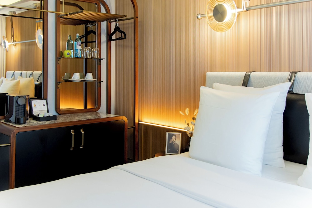 MUZE Hotel Dusseldorf - Handwritten Collection 8