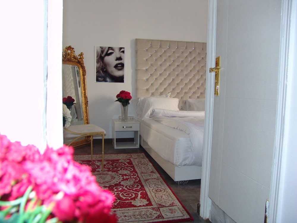 Hotel Velvet 1889 19