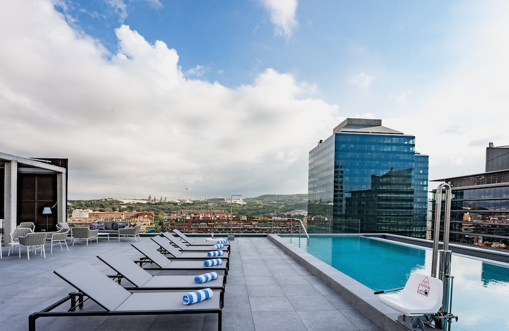 Leonardo Royal Hotel Barcelona Fira 1