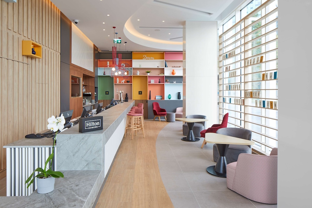 Hampton by Hilton Barcelona Fira Gran Via 5