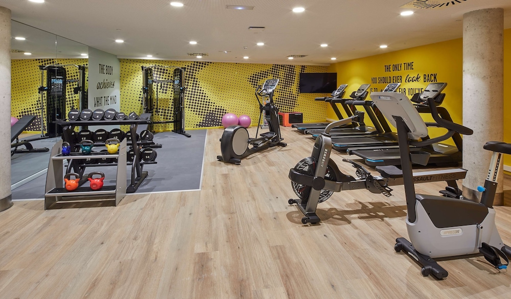 Hampton by Hilton Barcelona Fira Gran Via 20