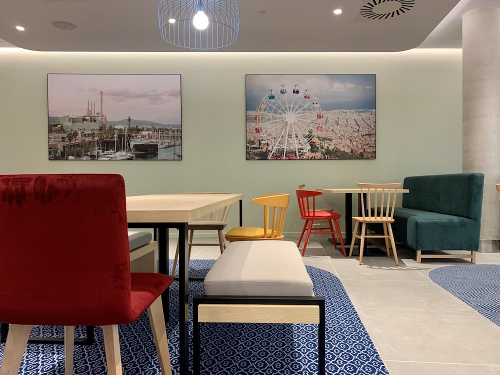 Hampton by Hilton Barcelona Fira Gran Via 23