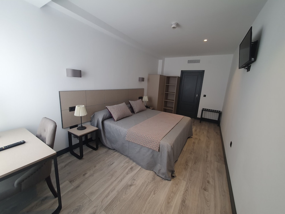 Hotel Iberum 19