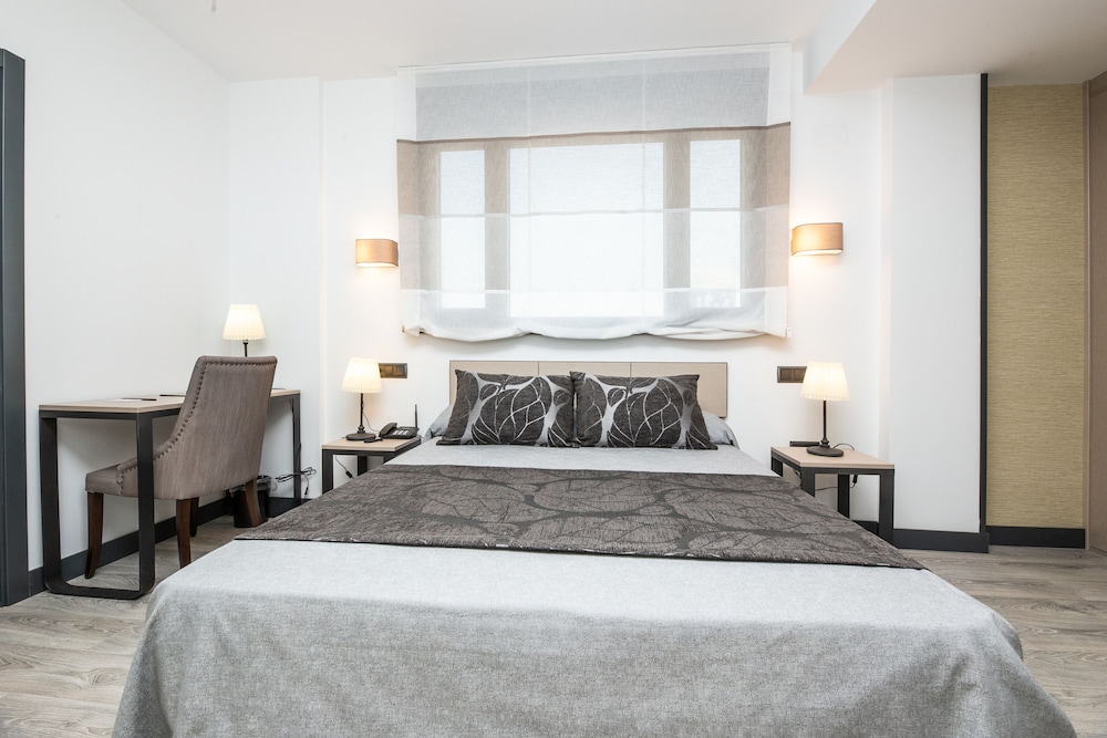 Hotel Iberum 4