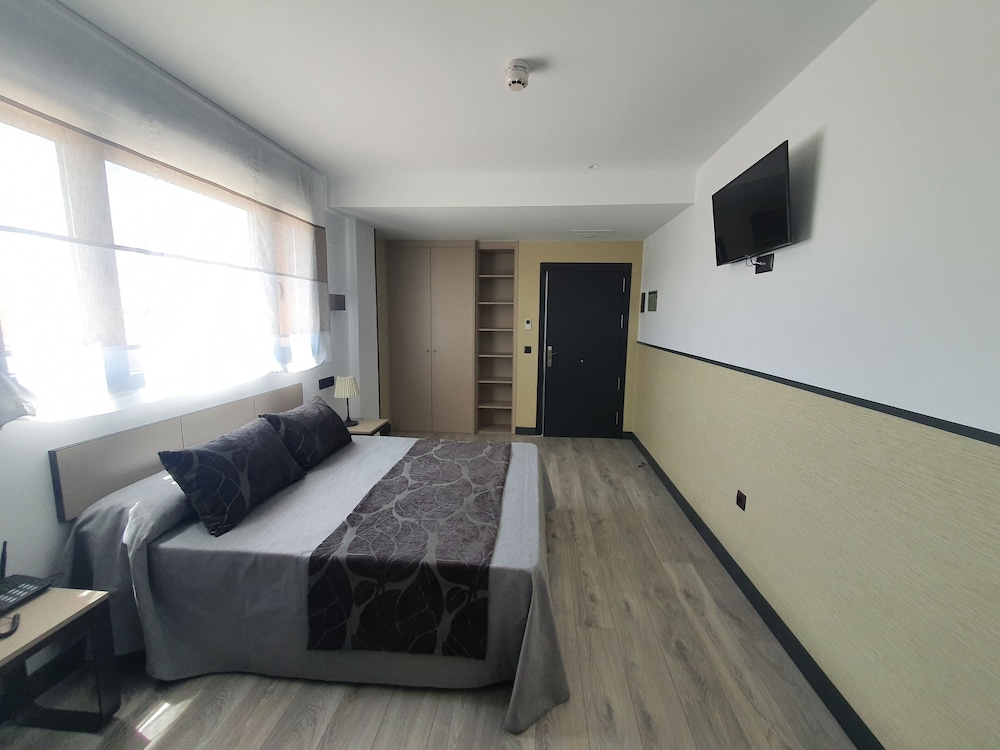 Hotel Iberum 5