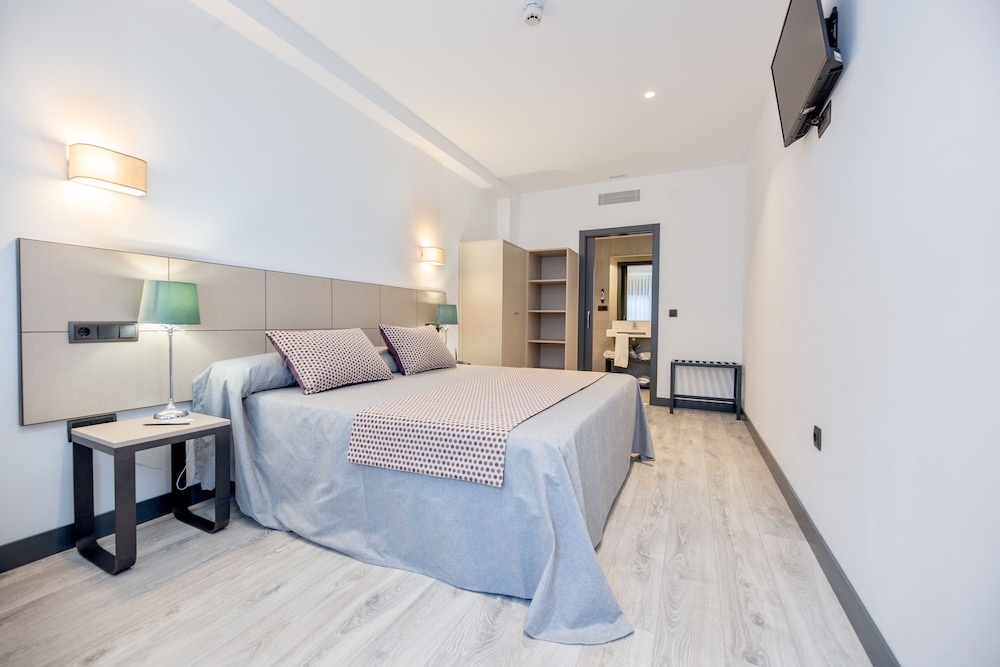 Hotel Iberum 7