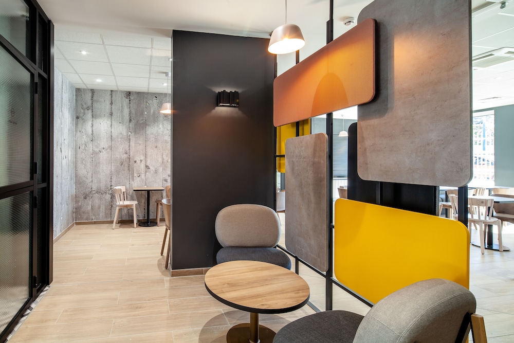 B&B HOTEL Saint-Denis Porte de Paris 13