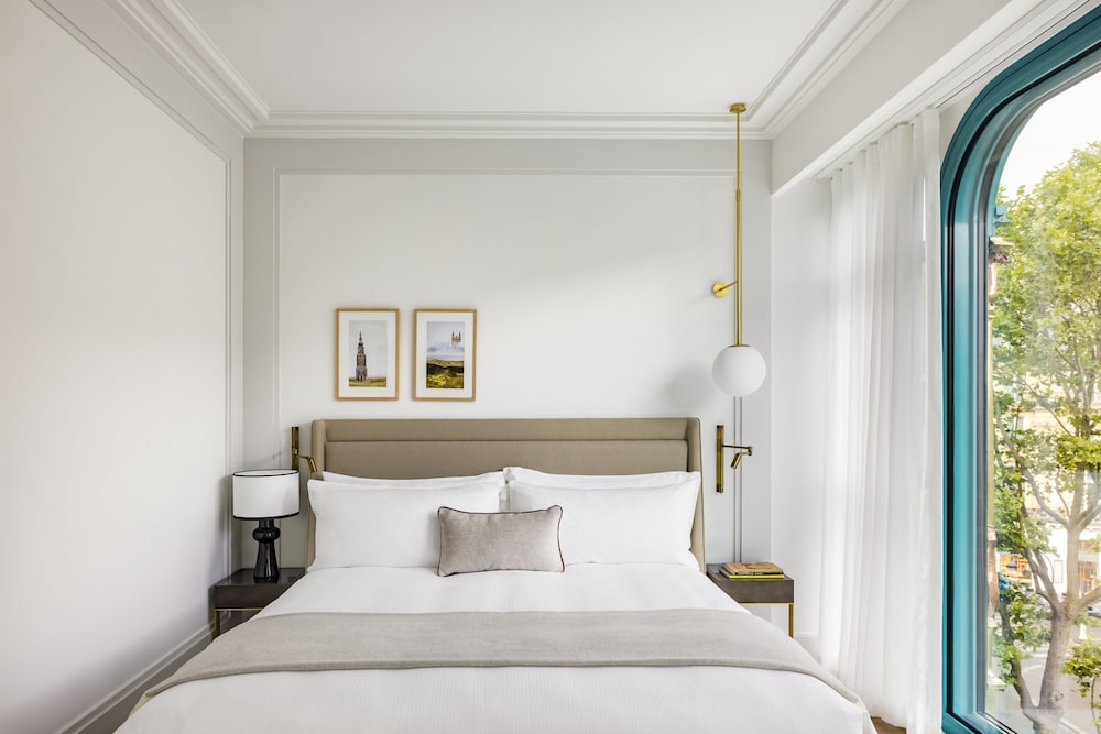 Kimpton St Honore Paris 11