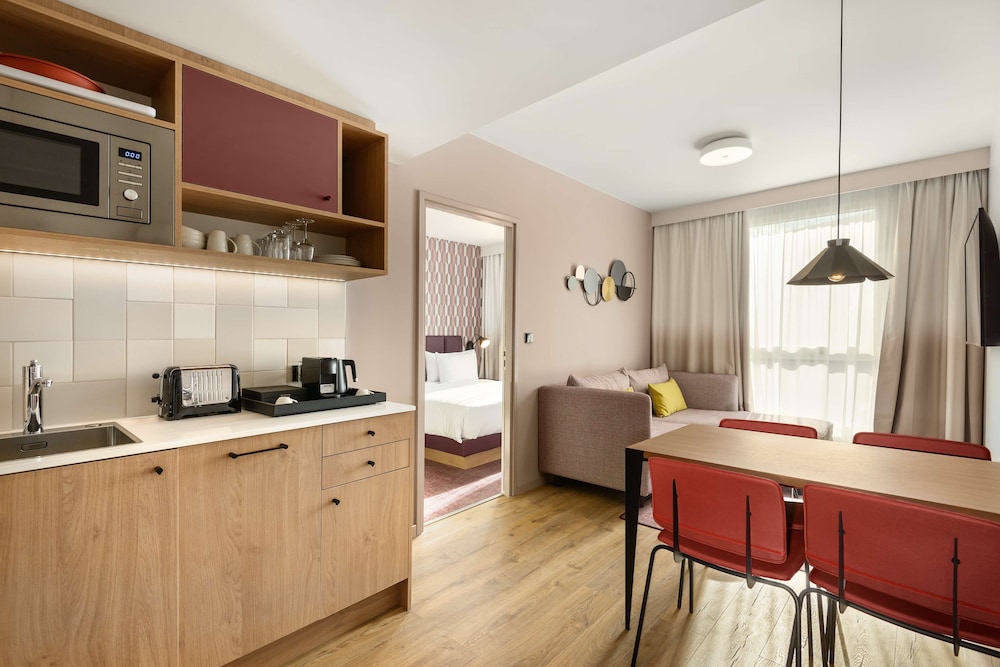 Hyatt House Paris Charles de Gaulle Airport 5