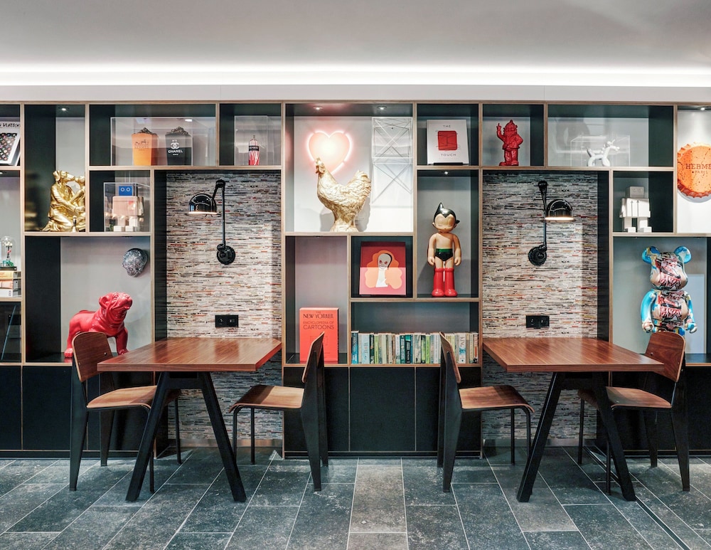 citizenM Paris Champs-Élysées 19