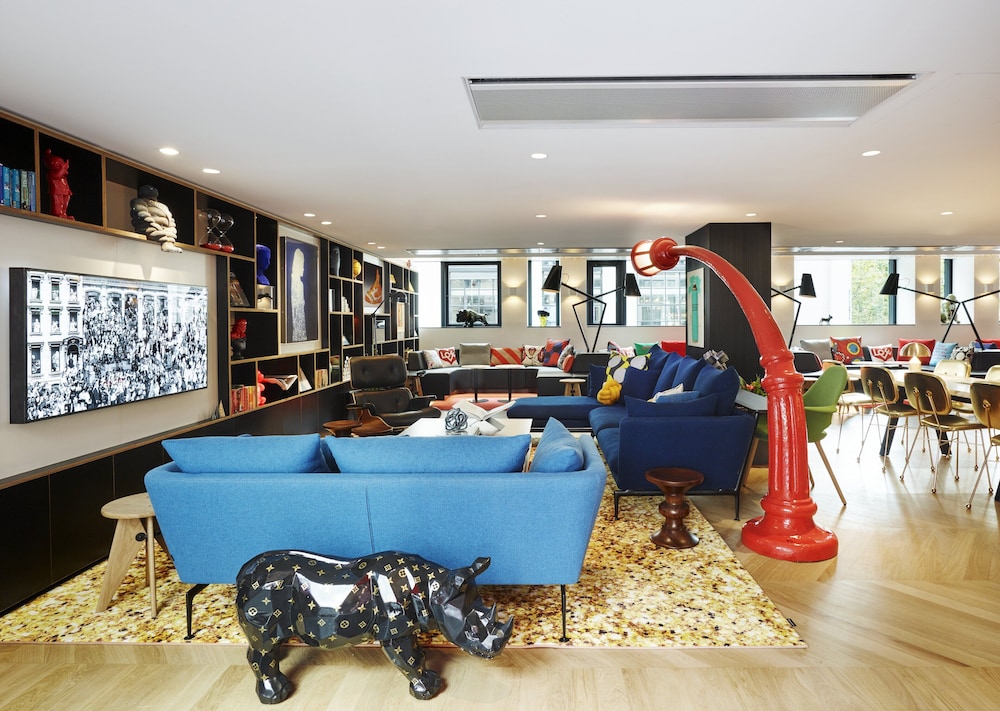 citizenM Paris Champs-Élysées 4