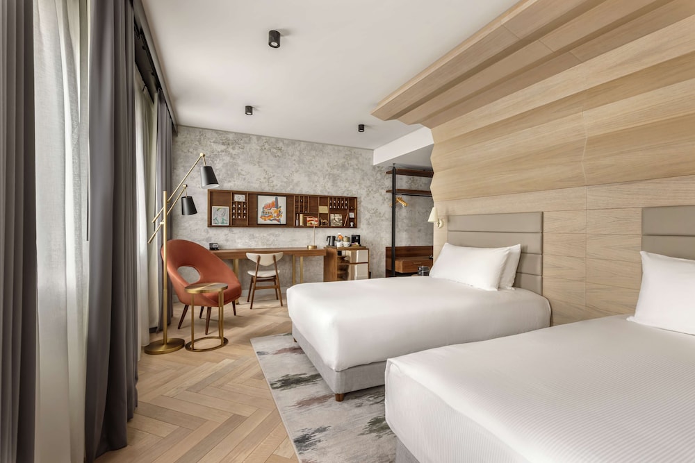 Canopy by Hilton London City 19
