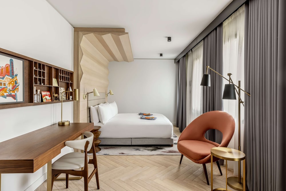Canopy by Hilton London City 24