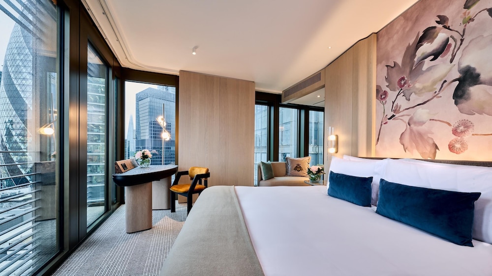 Pan Pacific London 1