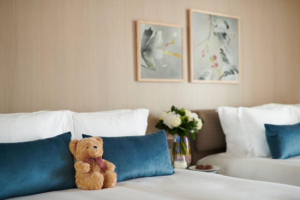 Pan Pacific London 8