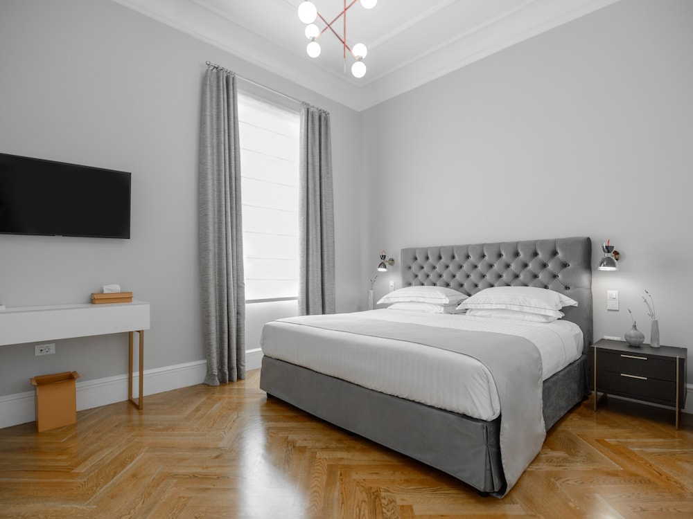 Mira Me Athens Boutique Hotel 12