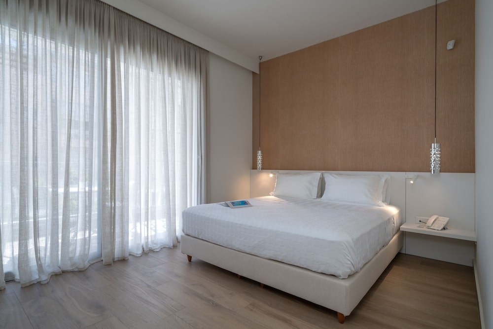 Athens Hill Luxury Apartments 10