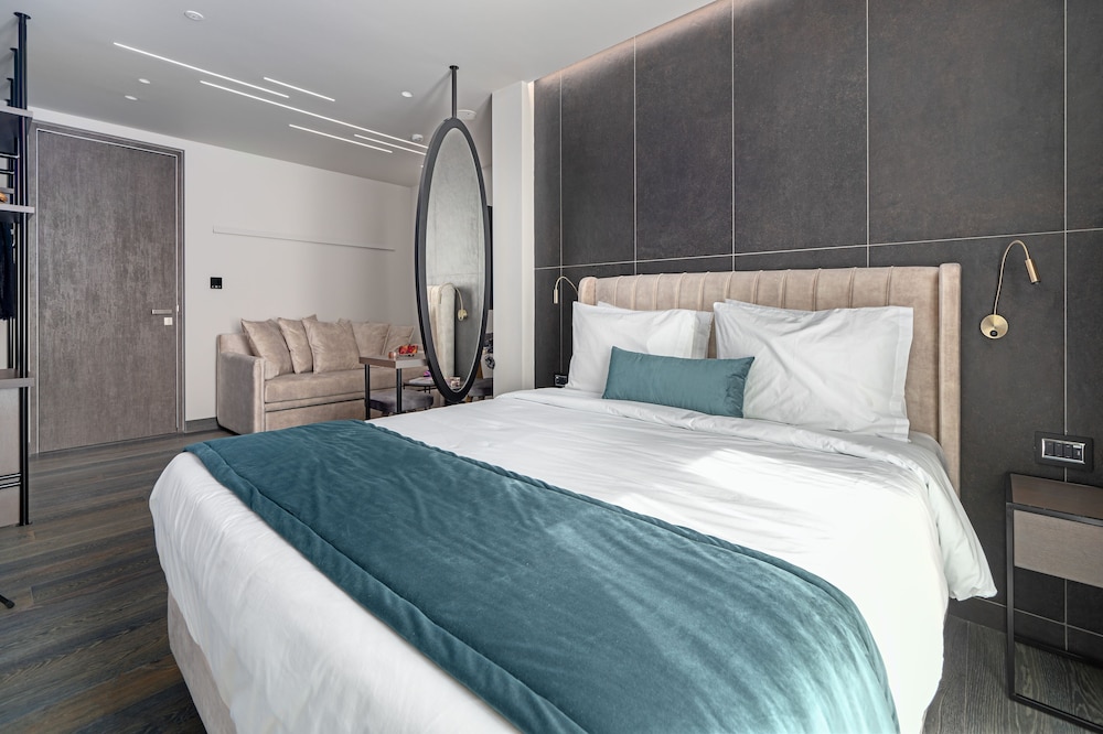 Hellenic Vibes Smart Hotel Athens 13