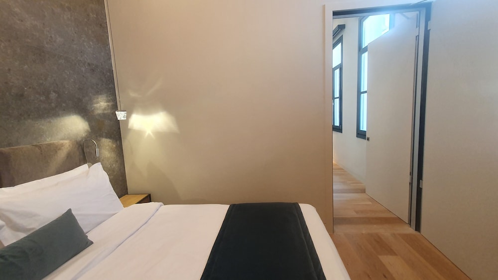 Hellenic Vibes Smart Hotel Athens 5